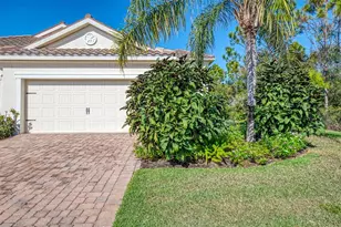11401 Okaloosa Dr, Venice, FL 34293 - Photo 4