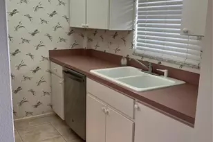 232 St Augustine Ave, Venice, FL 34285 - Photo 18