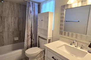 245 Center Rd, Venice, FL 34285 - Photo 30