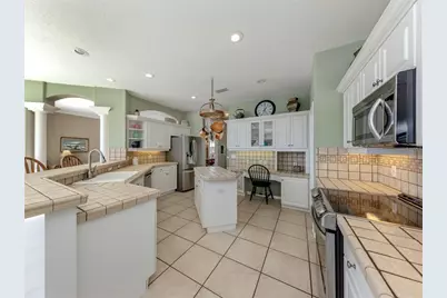 853 Hillcrest Drive, Nokomis, FL 34275 - Photo 8