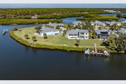 853 Hillcrest Drive, Nokomis, FL 34275 - Photo 32