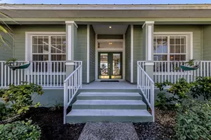 853 Hillcrest Dr, Nokomis, FL 34275 - Photo 4