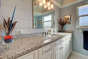 1350 Lakeside Dr, Venice, FL 34293 - Photo 34