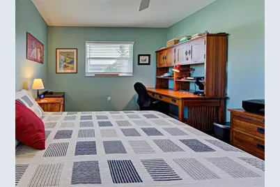 1350 Lakeside Drive, Venice, FL 34293 - Photo 32