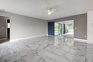 153 Hourglass Dr, Venice, FL 34293 - Photo 6