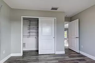 153 Hourglass Dr, Venice, FL 34293 - Photo 24