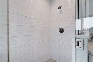 153 Hourglass Dr, Venice, FL 34293 - Photo 18