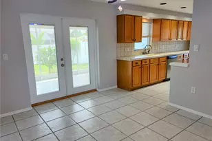 979 Nantucket Rd, Venice, FL 34293 - Photo 10