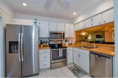 429 Wexford Circle #75, Venice, FL 34293 - Photo 10