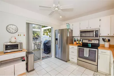 429 Wexford Circle #75, Venice, FL 34293 - Photo 8