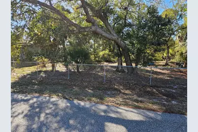 17461 Wellsley Avenue, Port Charlotte, FL 33954 - Photo 6
