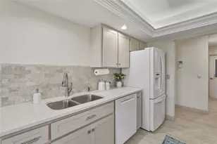 2343 Bal Harbour Dr, Venice, FL 34293 - Photo 20