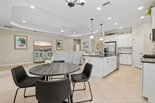 11610 Marathon Cir, Venice, FL 34293 - Photo 18