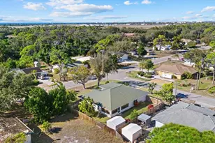 2701 Shamrock Dr, Venice, FL 34293 - Photo 36