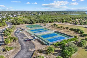 2701 Shamrock Dr, Venice, FL 34293 - Photo 58