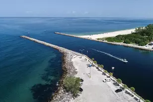 1848 Lancashire Dr, Venice, FL 34293 - Photo 50