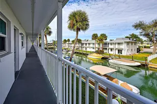 902 Gibbs Rd, Venice, FL 34285 - Photo 8