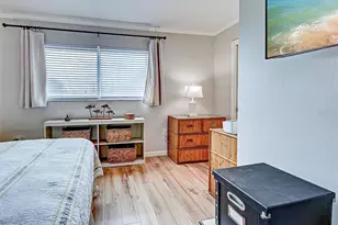 902 Gibbs Rd, Venice, FL 34285 - Photo 34