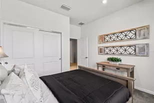 20381 Minuet Pl, Venice, FL 34293 - Photo 12