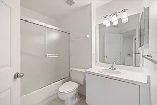 841 Waterside Dr, Venice, FL 34285 - Photo 22