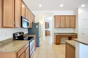 5384 Layton Dr, Venice, FL 34293 - Photo 8