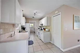 4445 Alligator Dr, Venice, FL 34293 - Photo 12