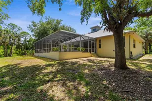 710 N River Rd, Venice, FL 34293 - Photo 36