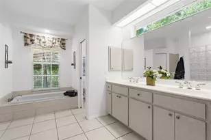 710 N River Rd, Venice, FL 34293 - Photo 16