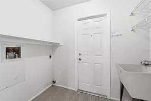 285 Lorraine Ave, Venice, FL 34293 - Photo 24