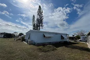 919 Cortina Blvd, Venice, FL 34285 - Photo 4