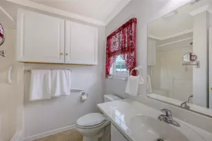 11 Erskine Dr, Venice, FL 34285 - Photo 22