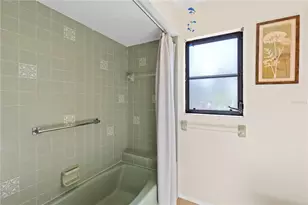 1315 Pine Needle Rd, Venice, FL 34285 - Photo 22