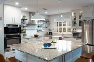 116 68th St NW, Bradenton, FL 34209 - Photo 4