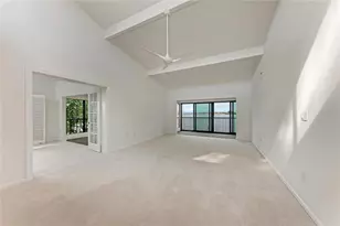 1505 Pelican Point Dr, Sarasota, FL 34231 - Photo 16