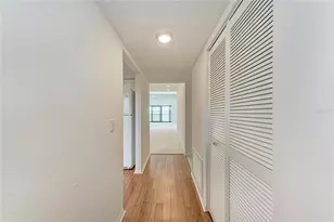 1505 Pelican Point Dr, Sarasota, FL 34231 - Photo 14