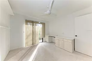 1505 Pelican Point Dr, Sarasota, FL 34231 - Photo 46