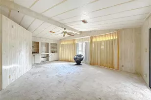 109 Lyonia Ln, Wildwood, FL 34785 - Photo 10