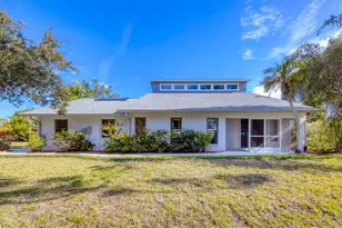 5885 Denison Dr, Venice, FL 34293 - Photo 10