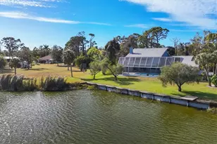 5885 Denison Dr, Venice, FL 34293 - Photo 2