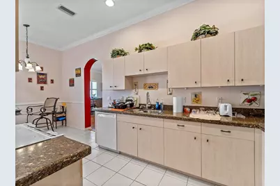 120 Auburn Woods Circle, Venice, FL 34292 - Photo 20