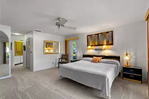 3851 Wilshire Dr, Sarasota, FL 34238 - Photo 12