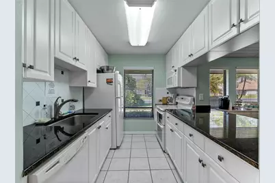 3851 Wilshire Drive #9, Sarasota, FL 34238 - Photo 30