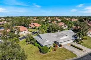 3851 Wilshire Dr, Sarasota, FL 34238 - Photo 2