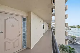 840 The Esplanade N, Venice, FL 34285 - Photo 4