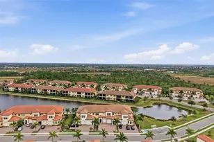 10212 Staggerbush Dr, Venice, FL 34293 - Photo 4