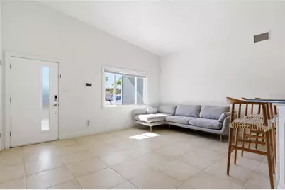 3317 Bougainvillea Street, Sarasota, FL 34239 - Photo 8