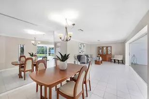 633 Valencia Rd, Venice, FL 34285 - Photo 14