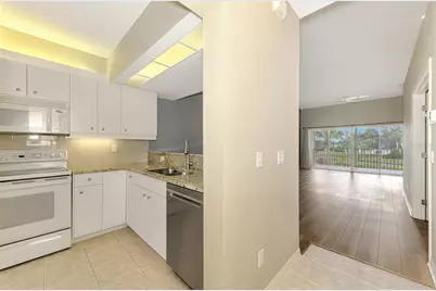 414 Laurel Lake Drive #203, Venice, FL 34292 - Photo 16