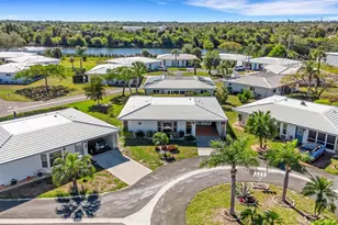 72 Circlewood Dr, Venice, FL 34293 - Photo 4