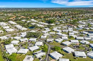 72 Circlewood Dr, Venice, FL 34293 - Photo 46